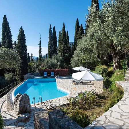 Lucky Villas: Tranquil Hillside Retreat With Sea Views And Private Pool Villa Benitses (Corfu)